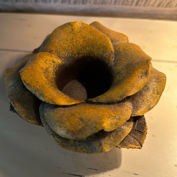 Other - Yellow flower tea light holder